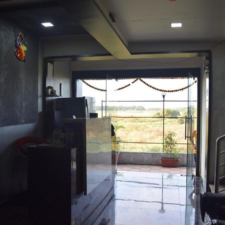 Hotel Riviera Residency Thane Esterno foto
